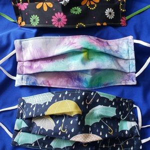 3 Adjustable Face Masks